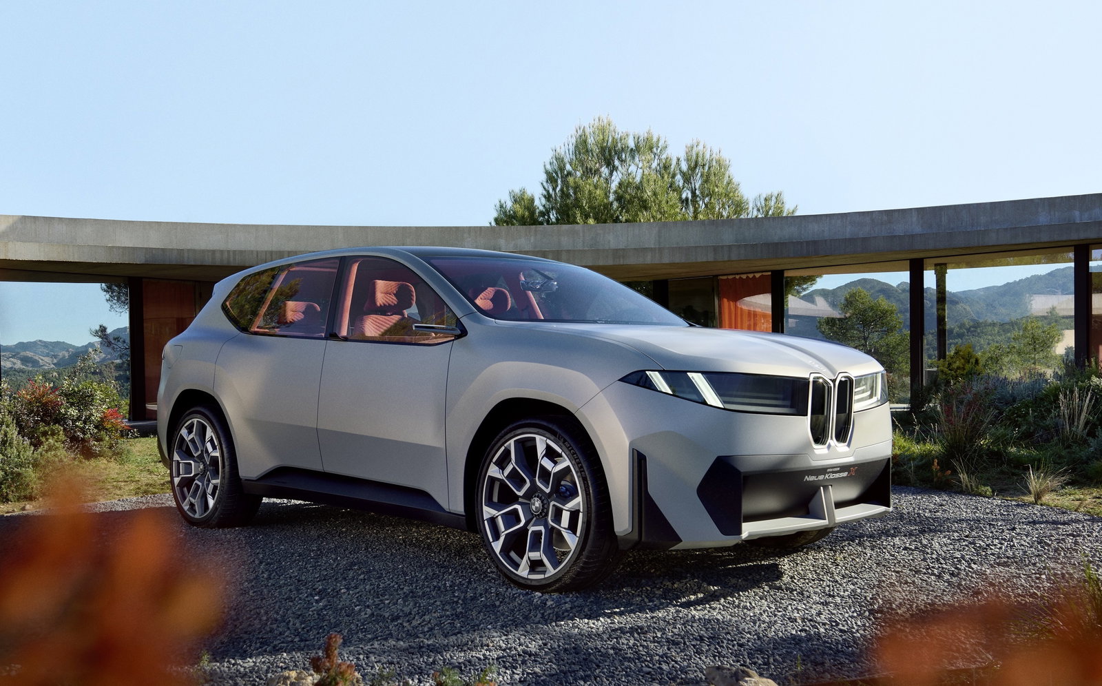 BMW Vision Neue Klasse X - front